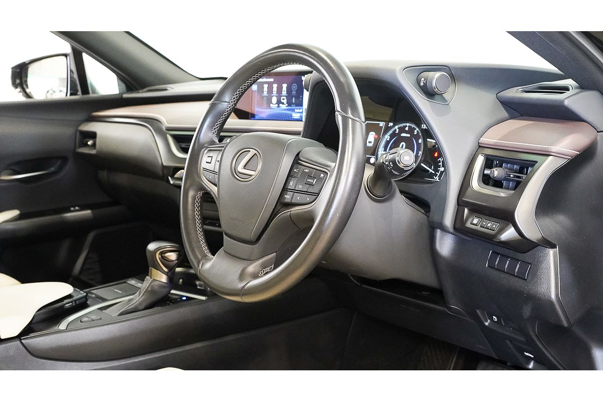 2022 Lexus UX UX200 Luxury MZAA10R