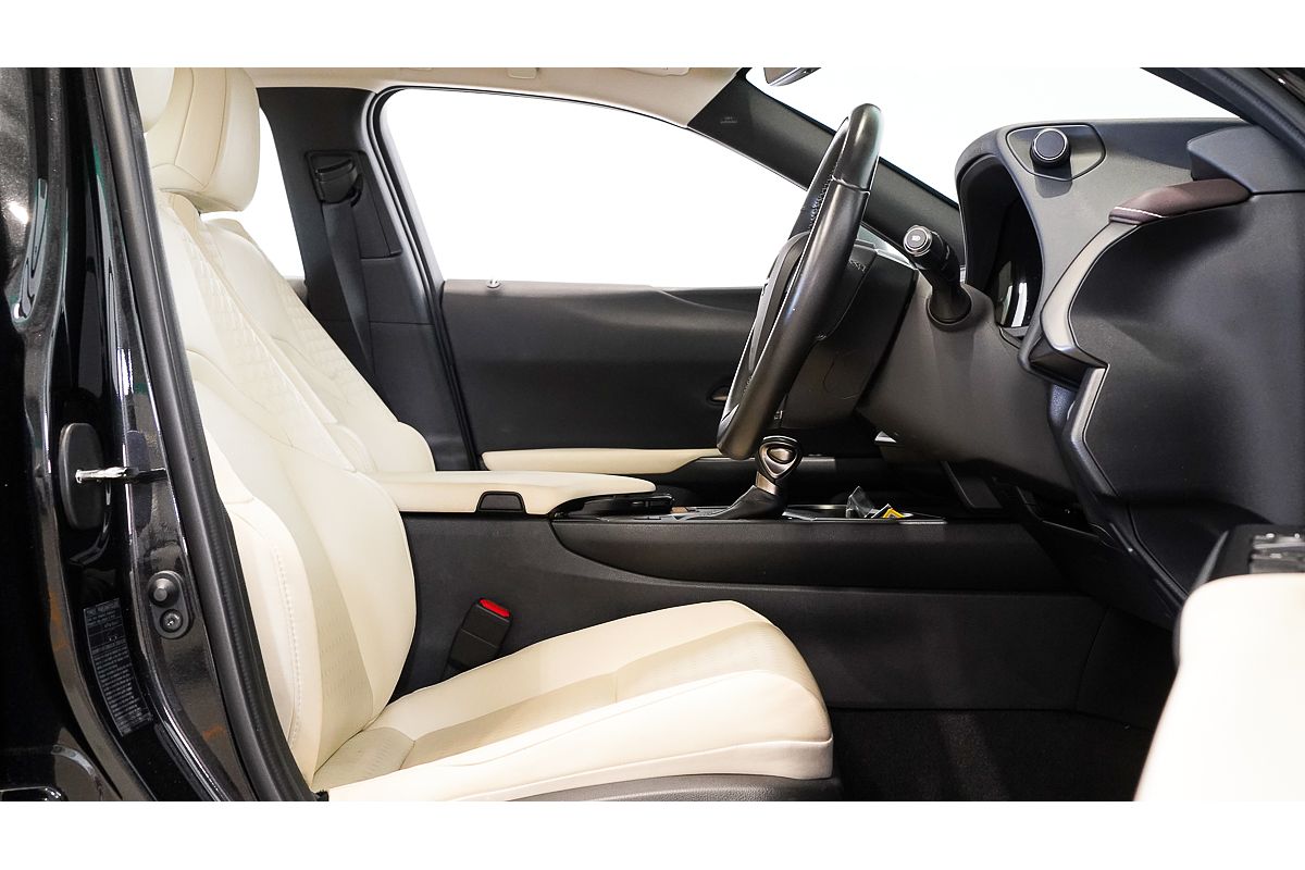 2022 Lexus UX UX200 Luxury MZAA10R