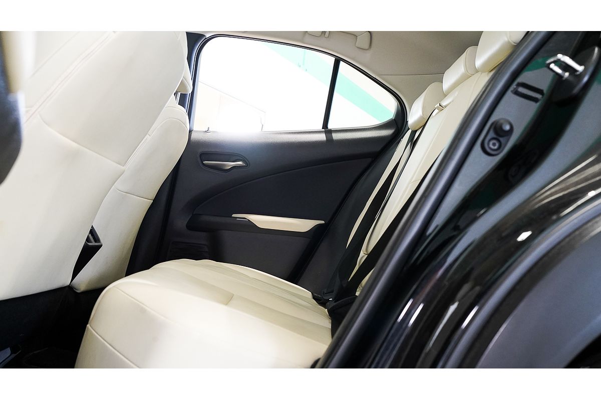 2022 Lexus UX UX200 Luxury MZAA10R