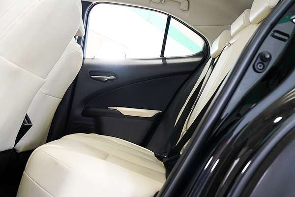 2022 Lexus UX UX200 Luxury MZAA10R