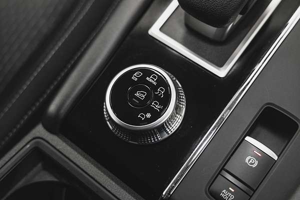 2023 Mitsubishi Outlander ES ZM