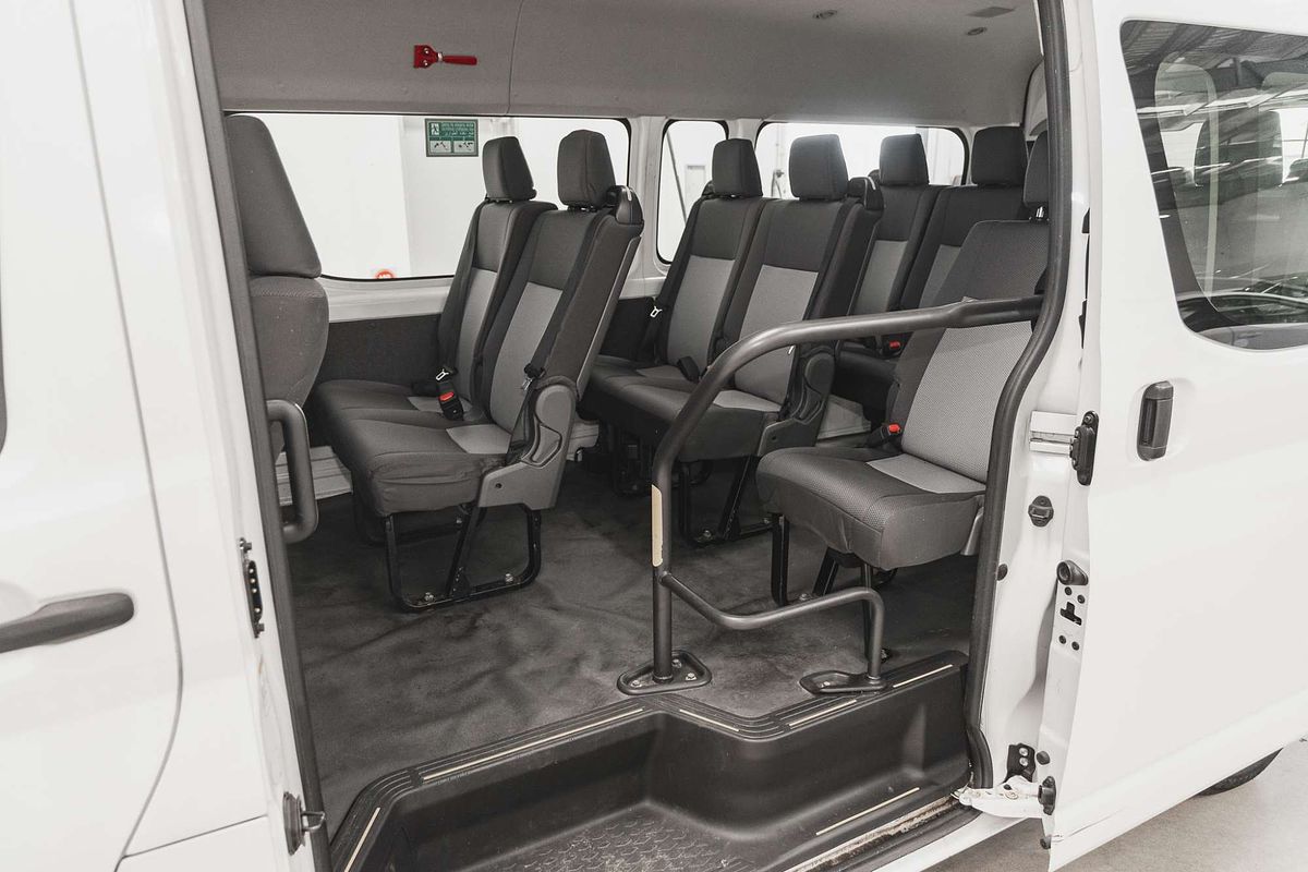 2022 Toyota Hiace Commuter GDH322R ELWB High Roof