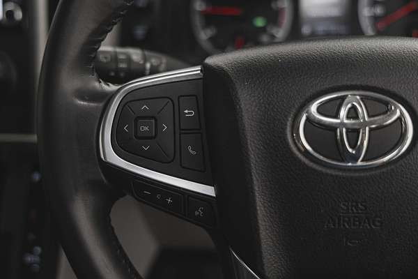 2022 Toyota Hiace Commuter GDH322R ELWB High Roof