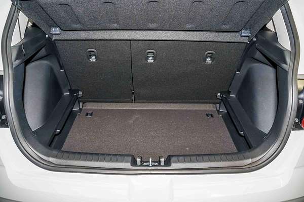 2024 Hyundai Venue Active QX.V5