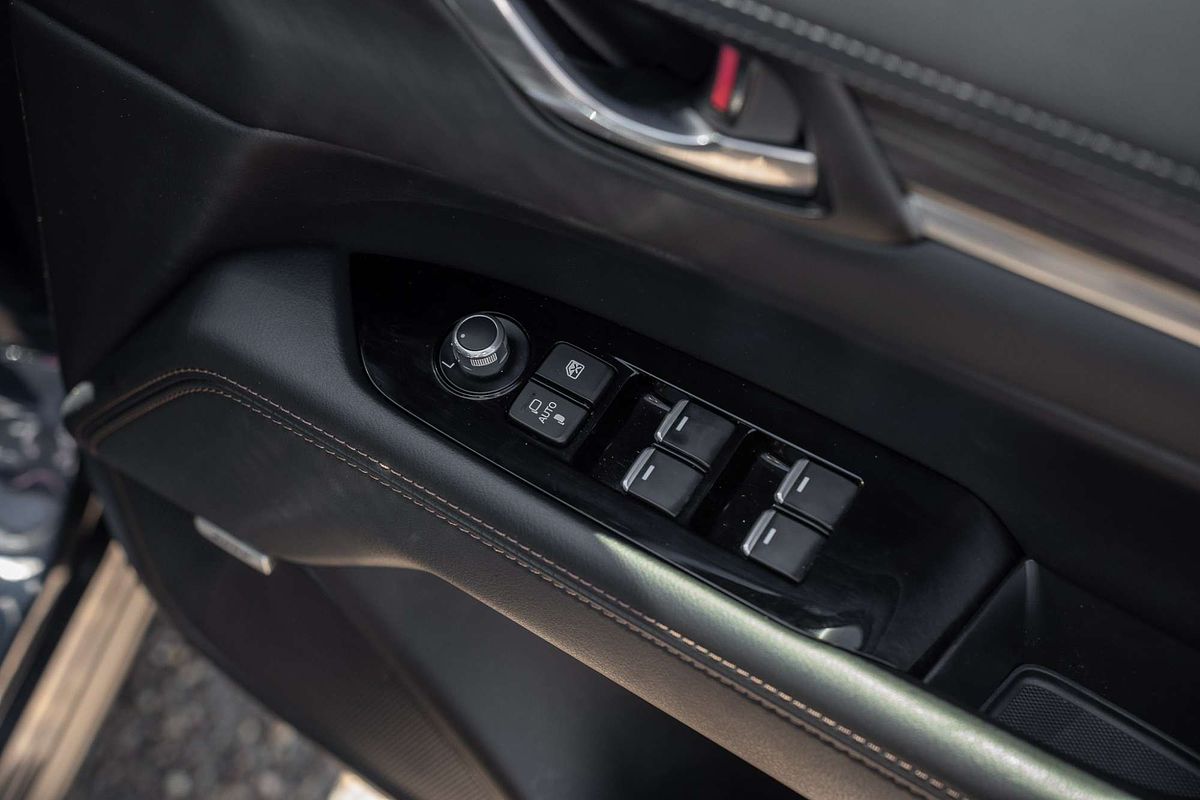 2017 Mazda CX-5 Akera KF Series