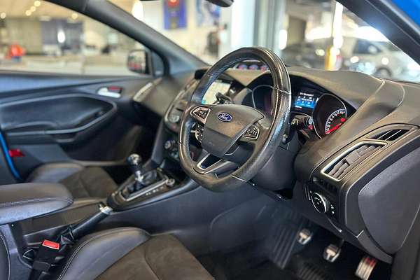 2017 Ford Focus RS LZ