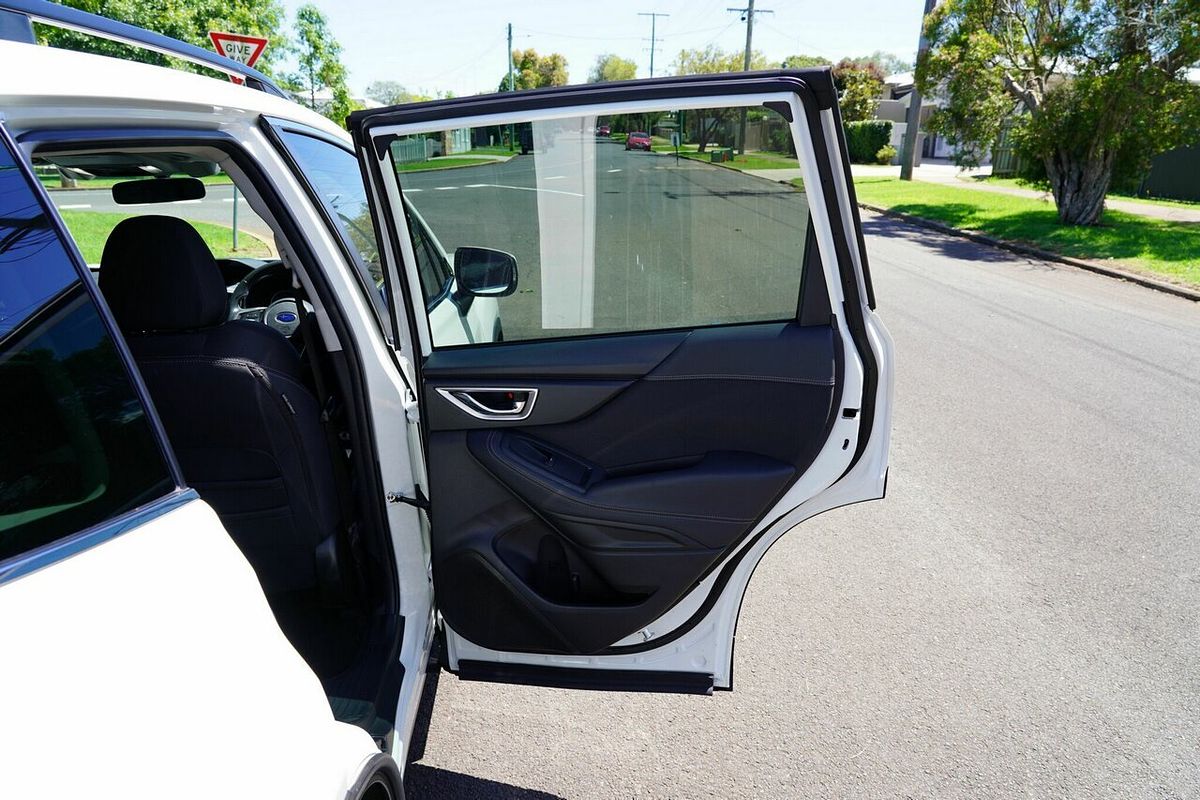 2020 Subaru Forester 2.5i-S S5