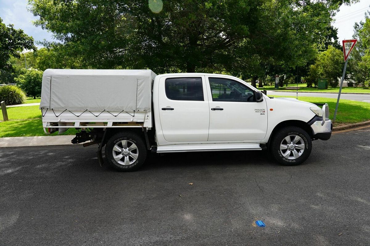 2014 Toyota Hilux SR KUN26R 4X4