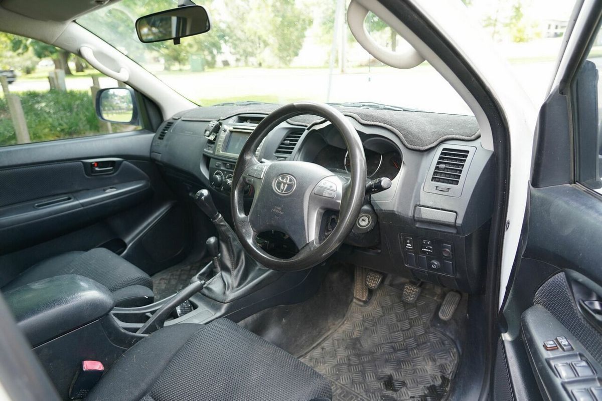 2014 Toyota Hilux SR KUN26R 4X4