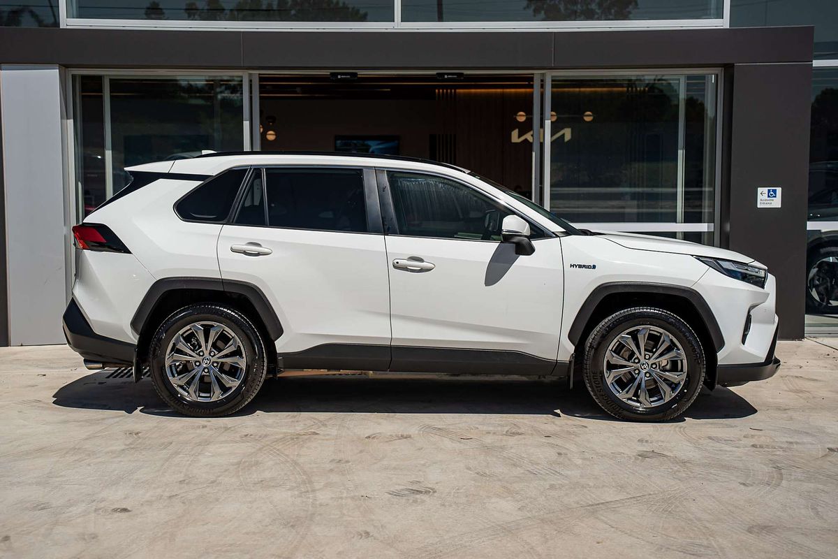 2022 Toyota RAV4 GXL AXAH52R