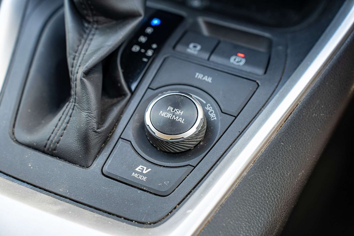 2022 Toyota RAV4 GXL AXAH52R