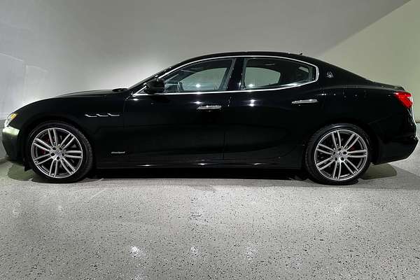 2018 Maserati Ghibli GranSport M157