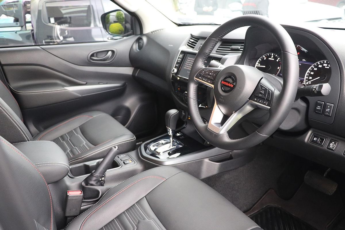 2025 Nissan Navara PRO-4X Warrior D23 4X4