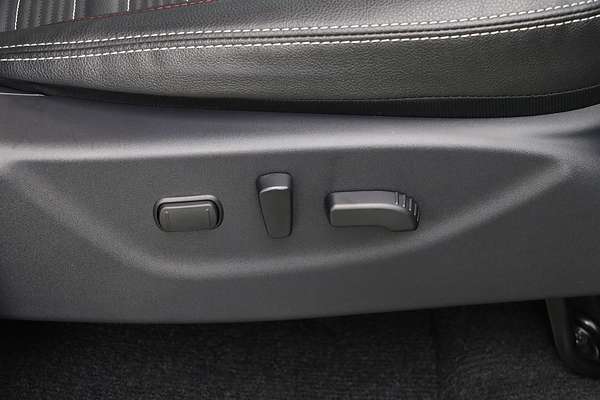 2025 Nissan Navara PRO-4X Warrior D23 4X4