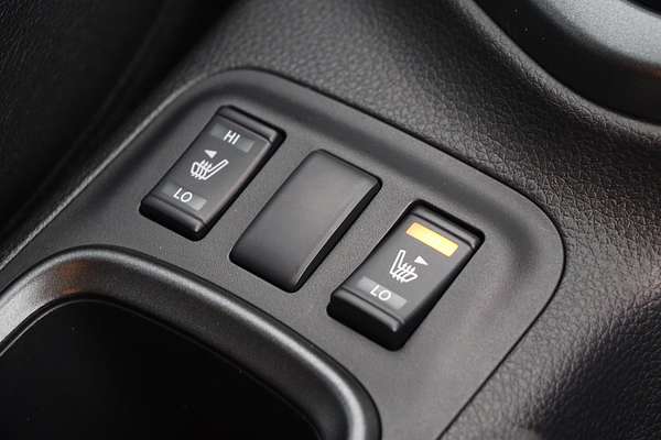 2025 Nissan Navara PRO-4X Warrior D23 4X4