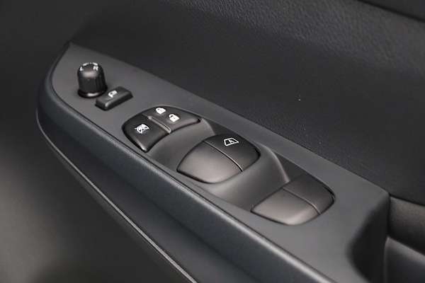 2025 Nissan Navara PRO-4X Warrior D23 4X4