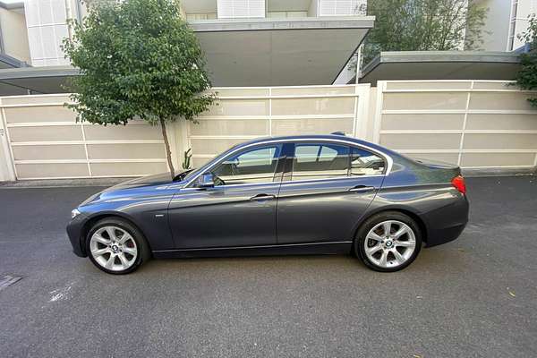 2013 BMW 3 Series 320d F30