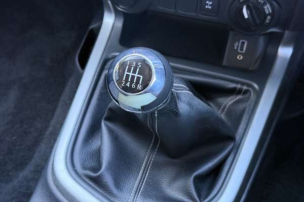 2019 Nissan Navara ST D23 Series 3 4X4