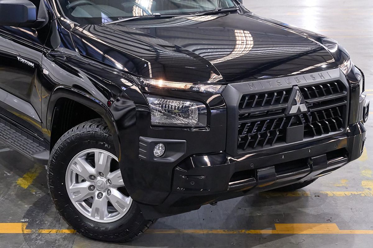 2025 Mitsubishi Triton GLX+ MV 4X4