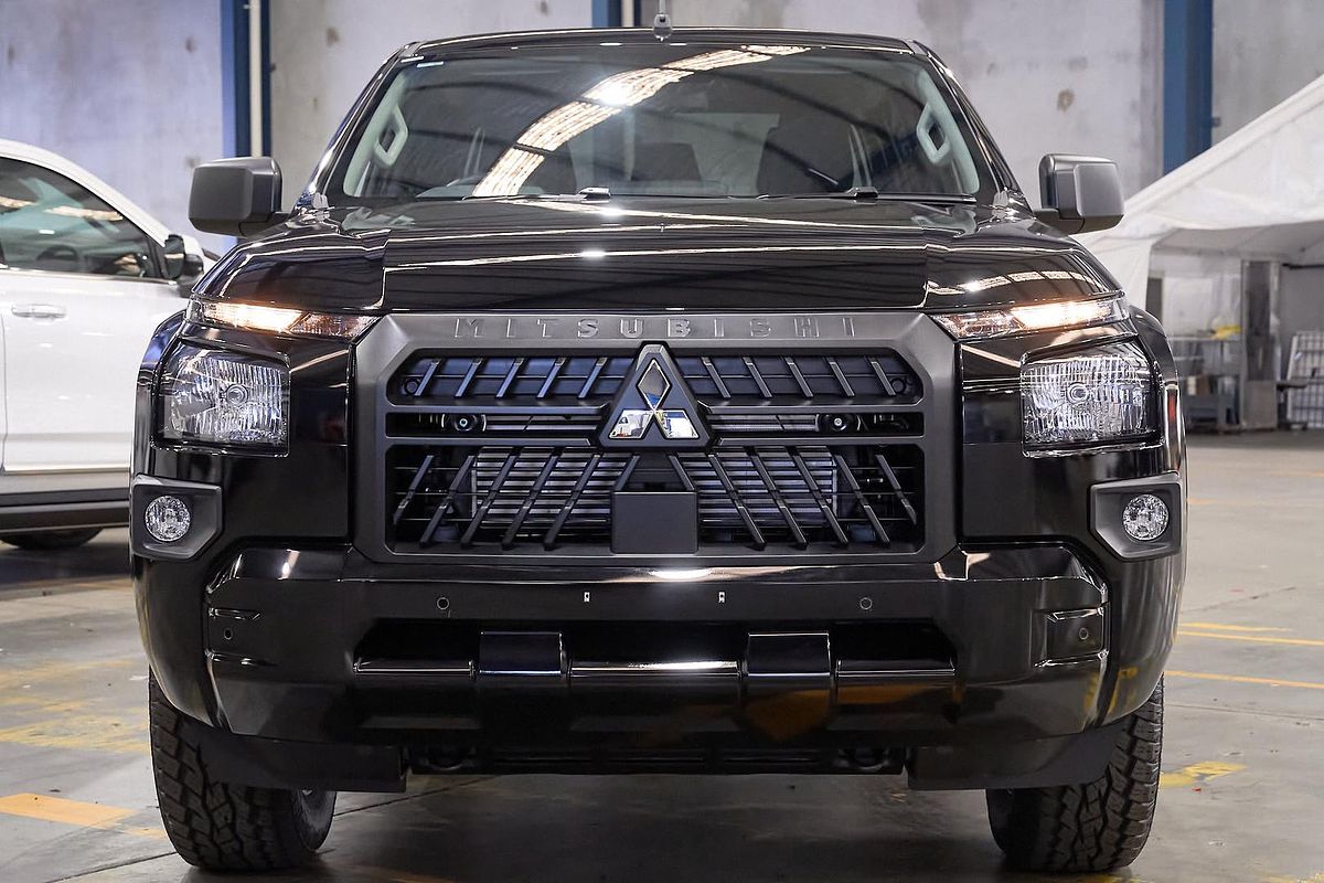 2025 Mitsubishi Triton GLX+ MV 4X4