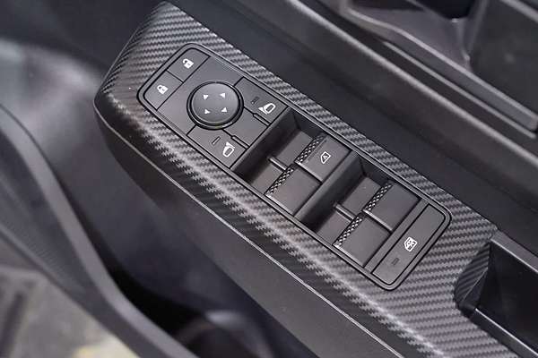 2025 Mitsubishi Triton GLX+ MV 4X4