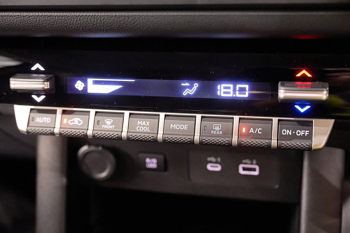 2025 Mitsubishi Triton GLX+ MV 4X4