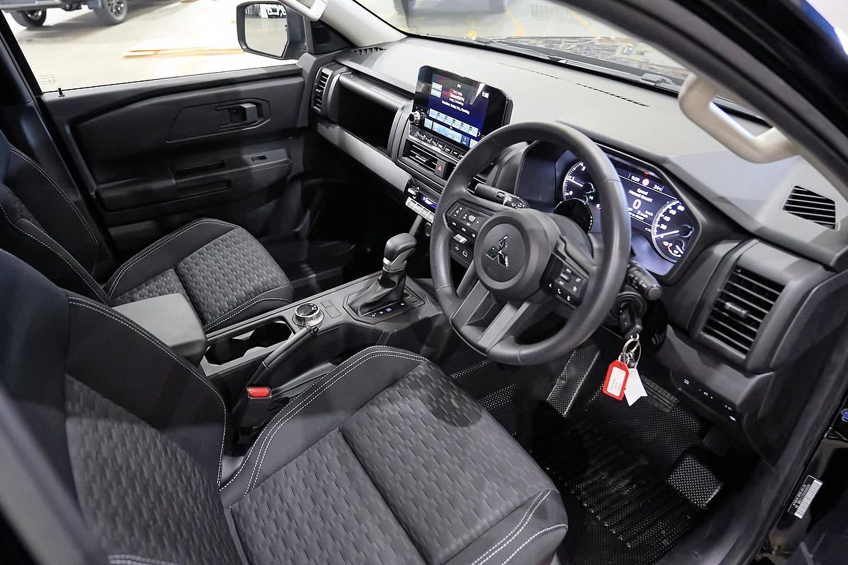 2025 Mitsubishi Triton GLX+ MV 4X4