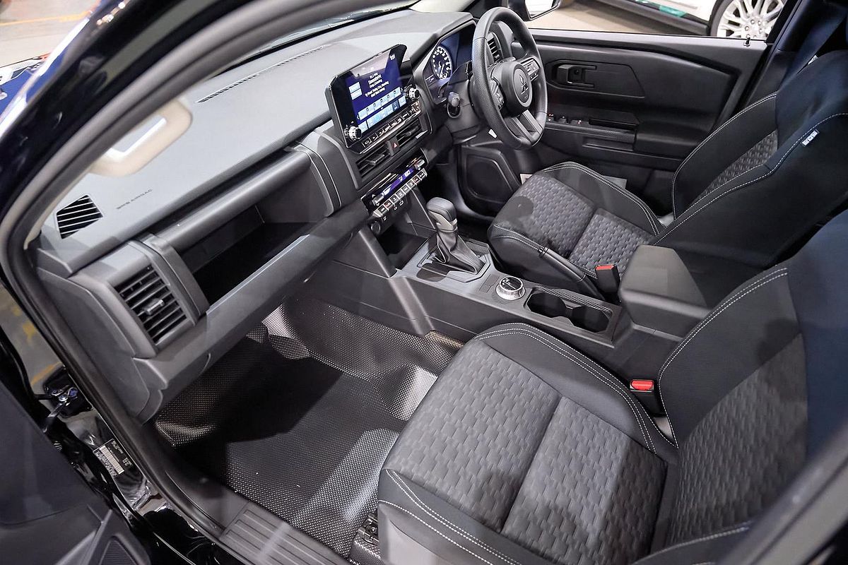 2025 Mitsubishi Triton GLX+ MV 4X4