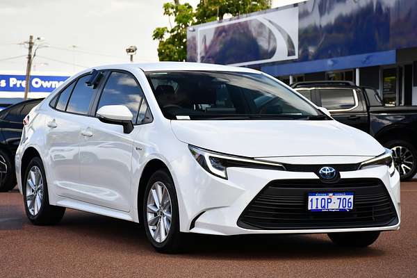 2025 Toyota Corolla Ascent Sport Hybrid ZWE219R