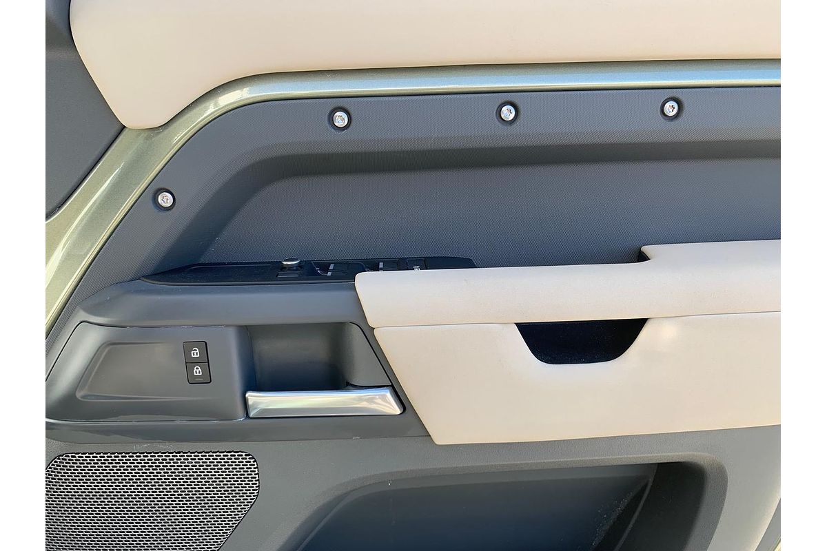 2020 Land Rover Defender 110 P400 S L663