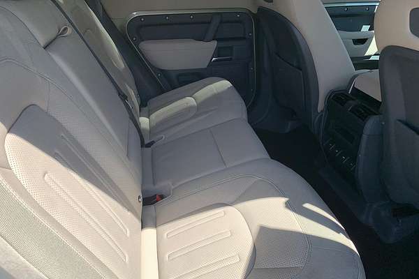 2020 Land Rover Defender 110 P400 S L663