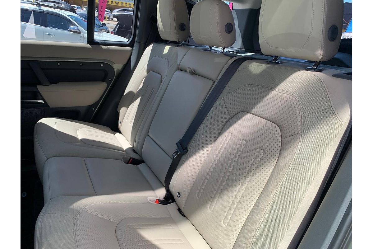 2020 Land Rover Defender 110 P400 S L663