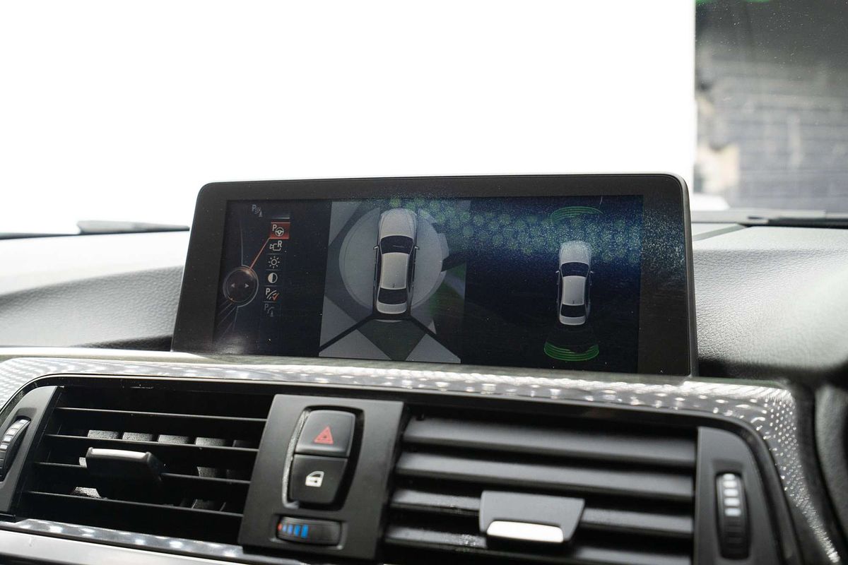 2014 BMW 3 Series 328i Luxury Line F30