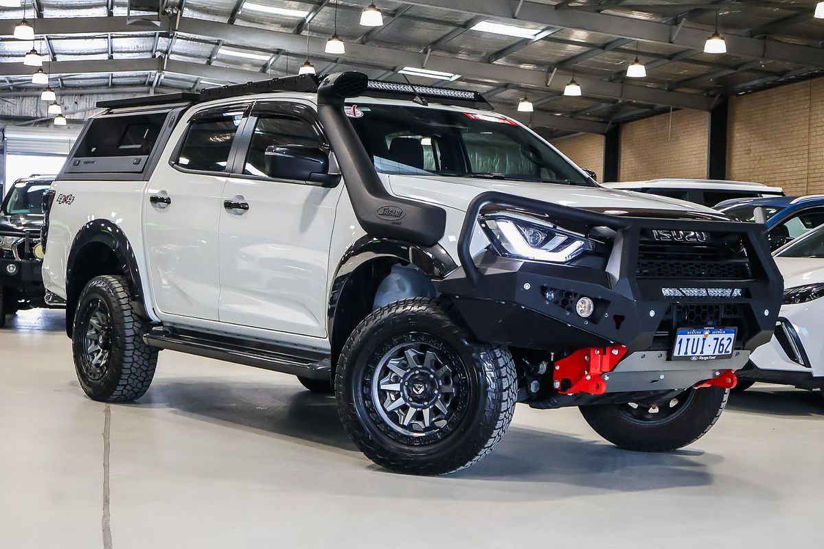 2023 Isuzu D-MAX X-TERRAIN  4X4
