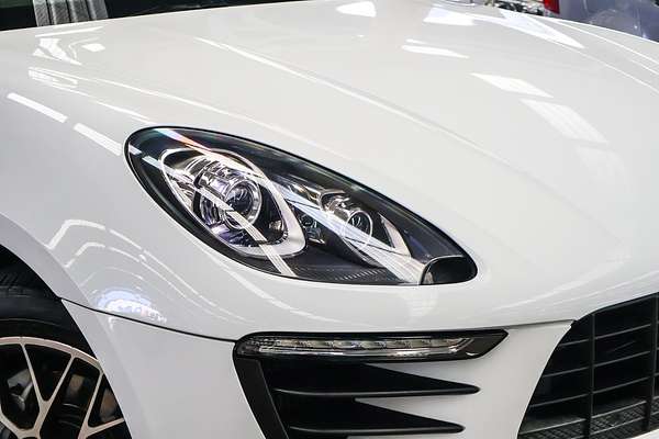 2015 Porsche Macan S 95B