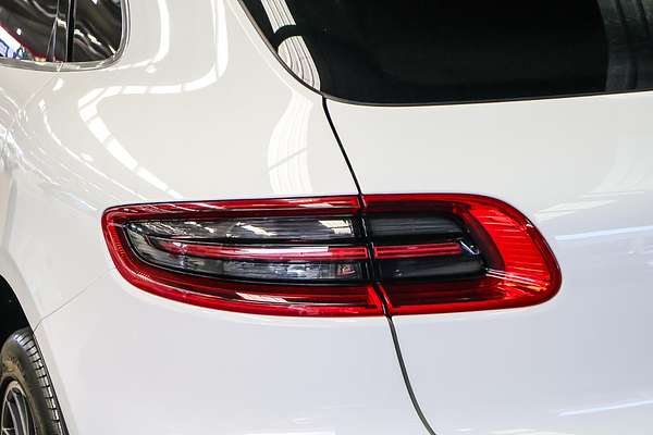 2015 Porsche Macan S 95B