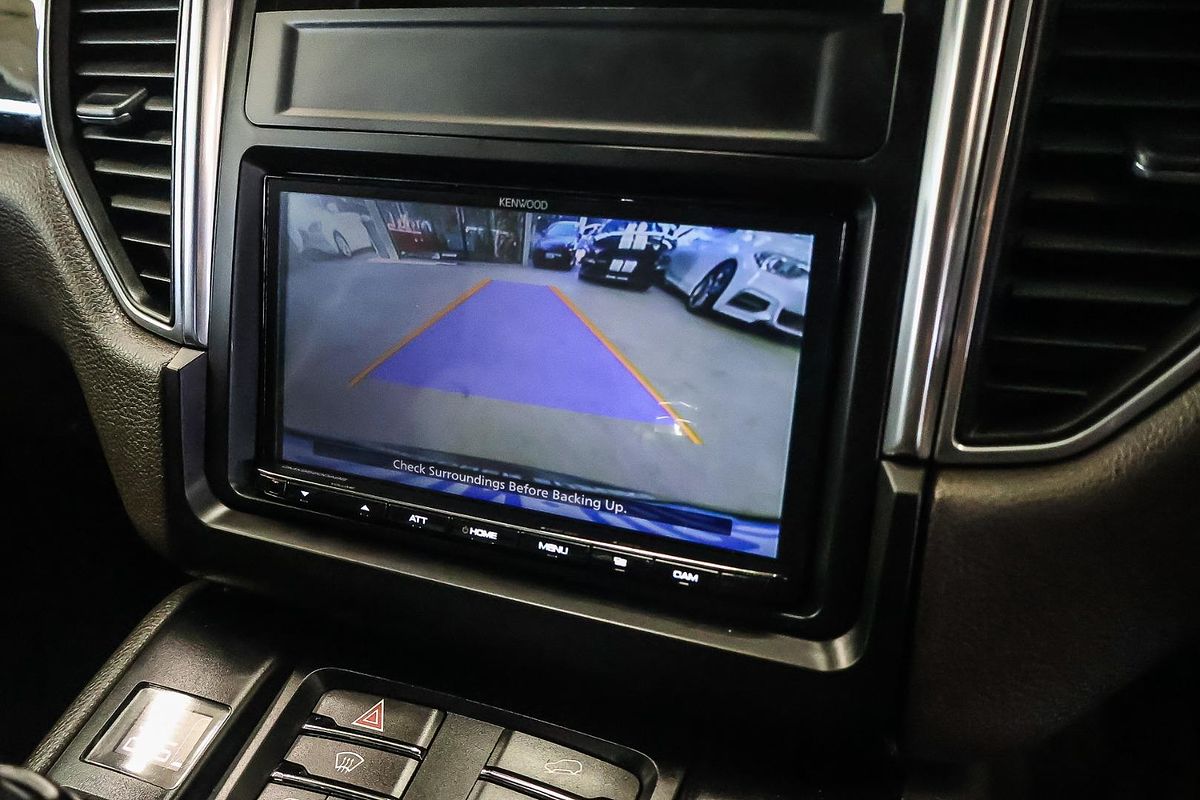 2015 Porsche Macan S 95B