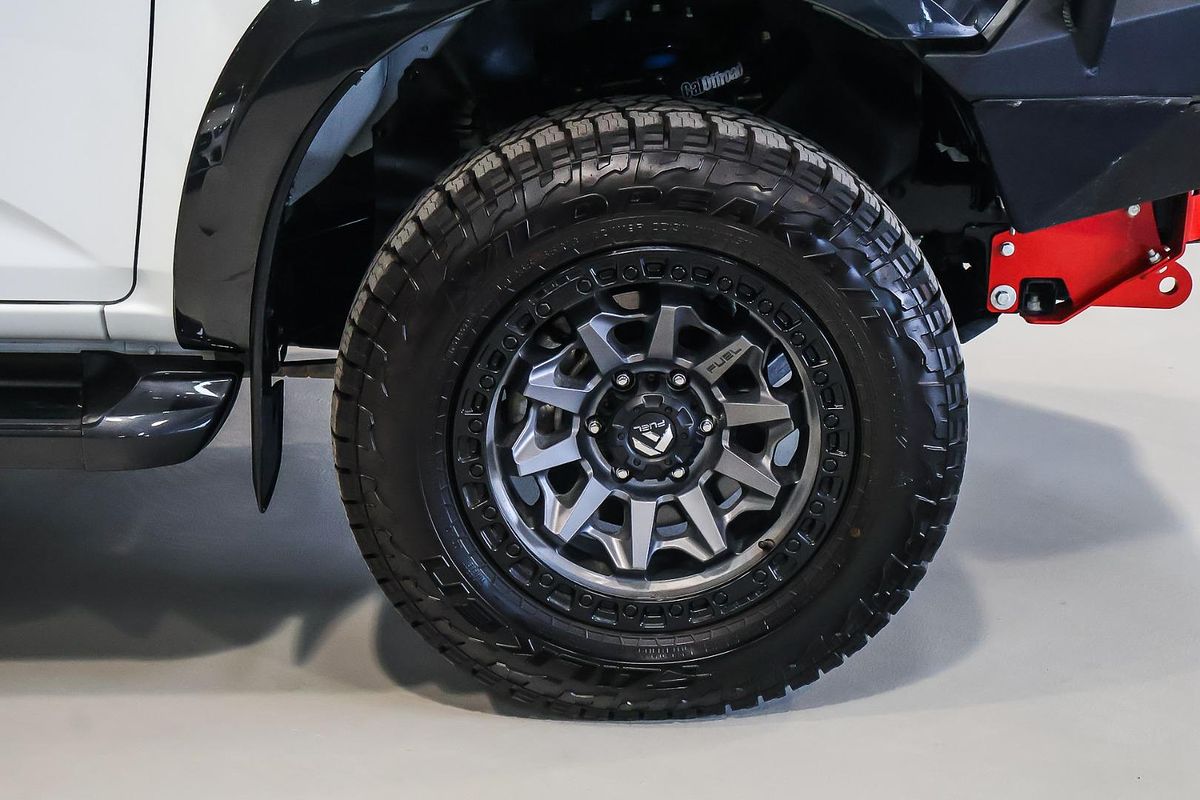 2023 Isuzu D-MAX X-TERRAIN  4X4