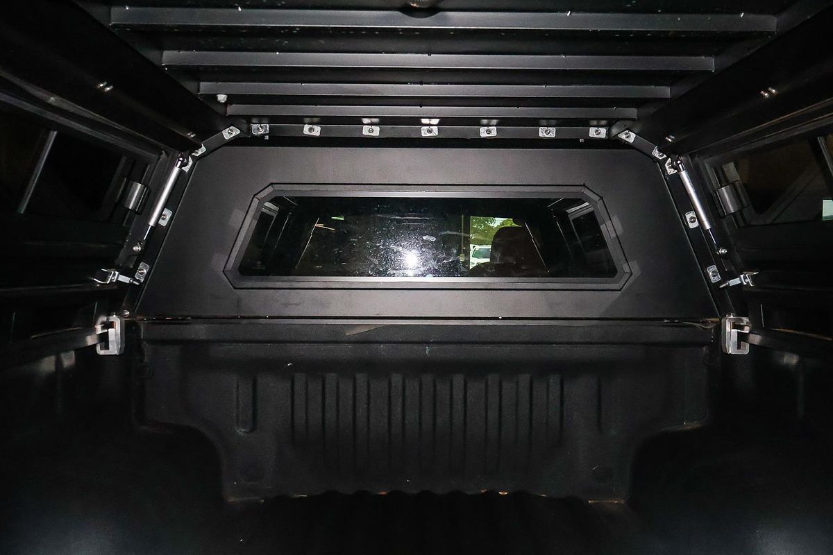 2023 Isuzu D-MAX X-TERRAIN  4X4