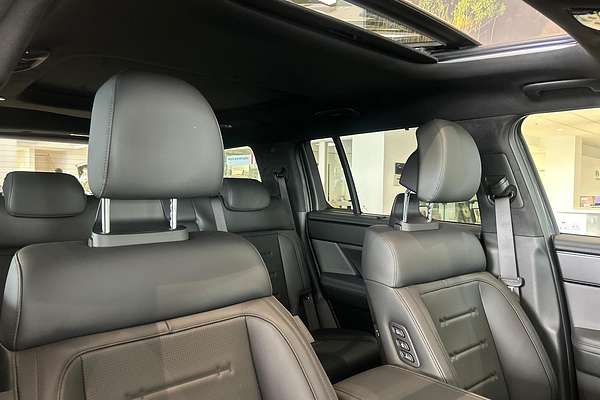 2025 Hyundai Santa Fe Hybrid Calligraphy MX5.V1