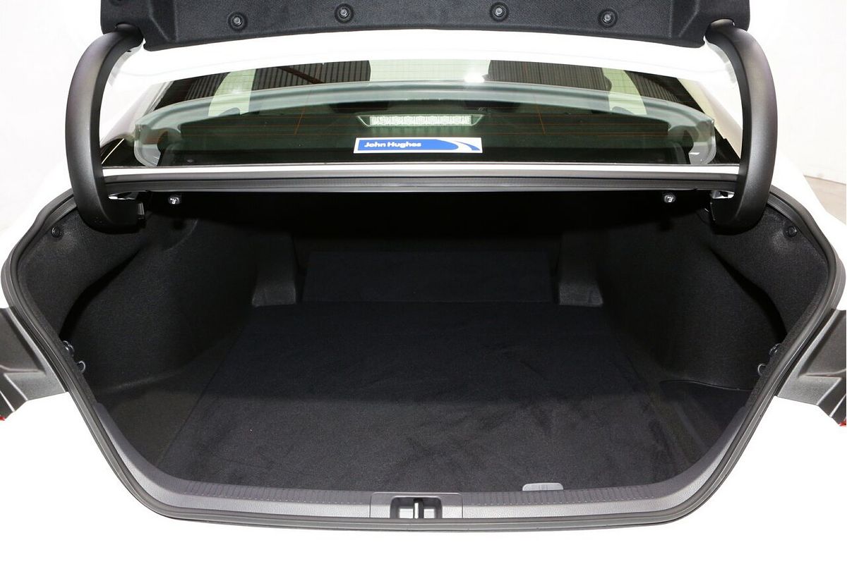 2025 Toyota Camry Ascent AXVH80R