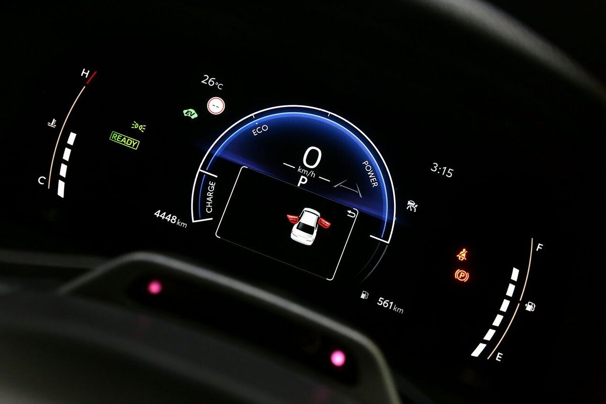 2025 Toyota Camry Ascent AXVH80R