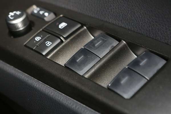 2025 Toyota Camry Ascent AXVH80R