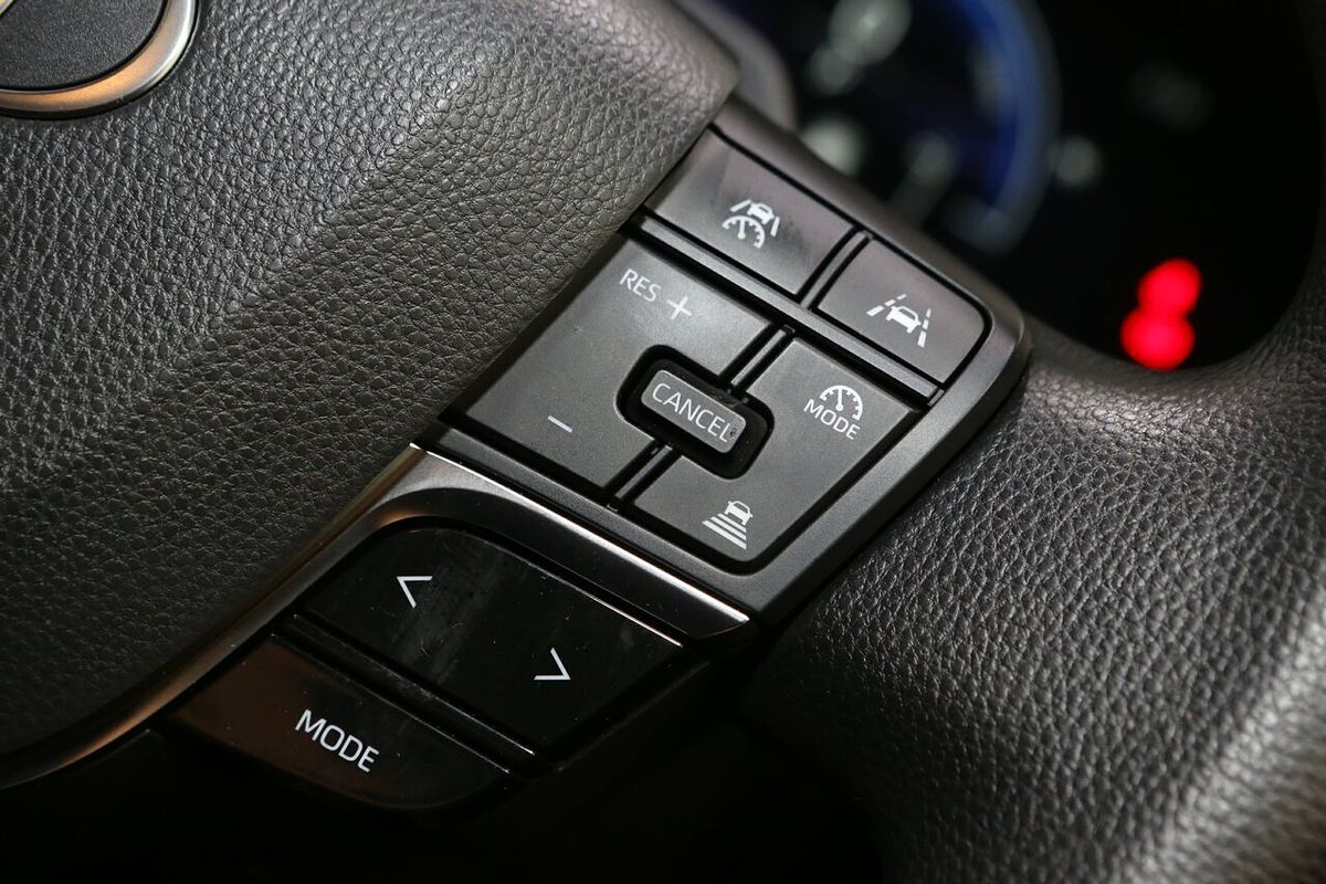 2025 Toyota Camry Ascent AXVH80R