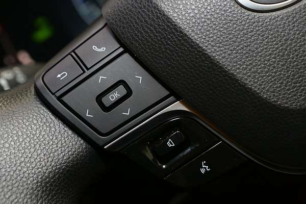 2025 Toyota Camry Ascent AXVH80R