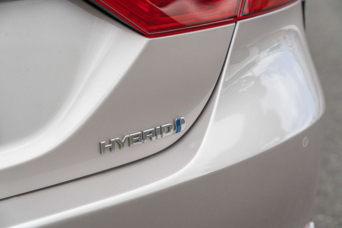 2020 Toyota Camry SL