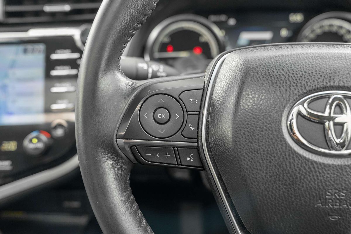 2020 Toyota Camry SL