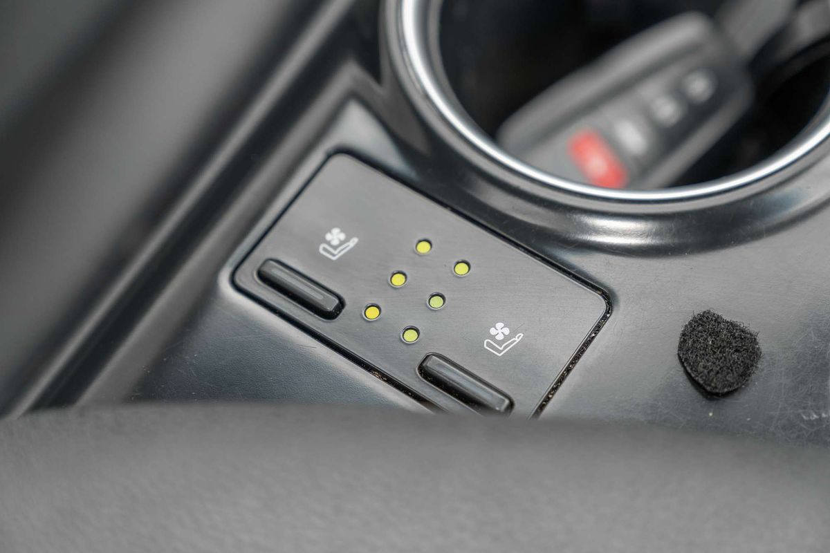 2020 Toyota Camry SL