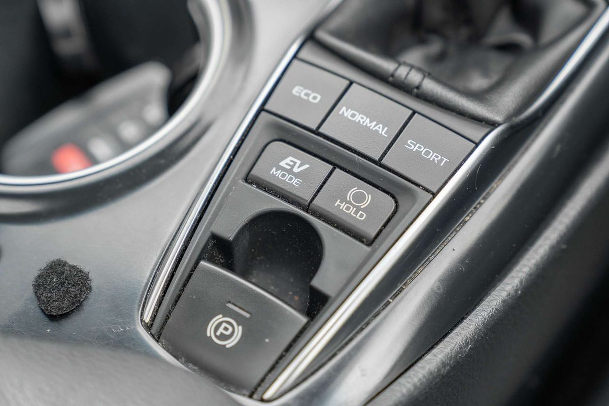 2020 Toyota Camry SL