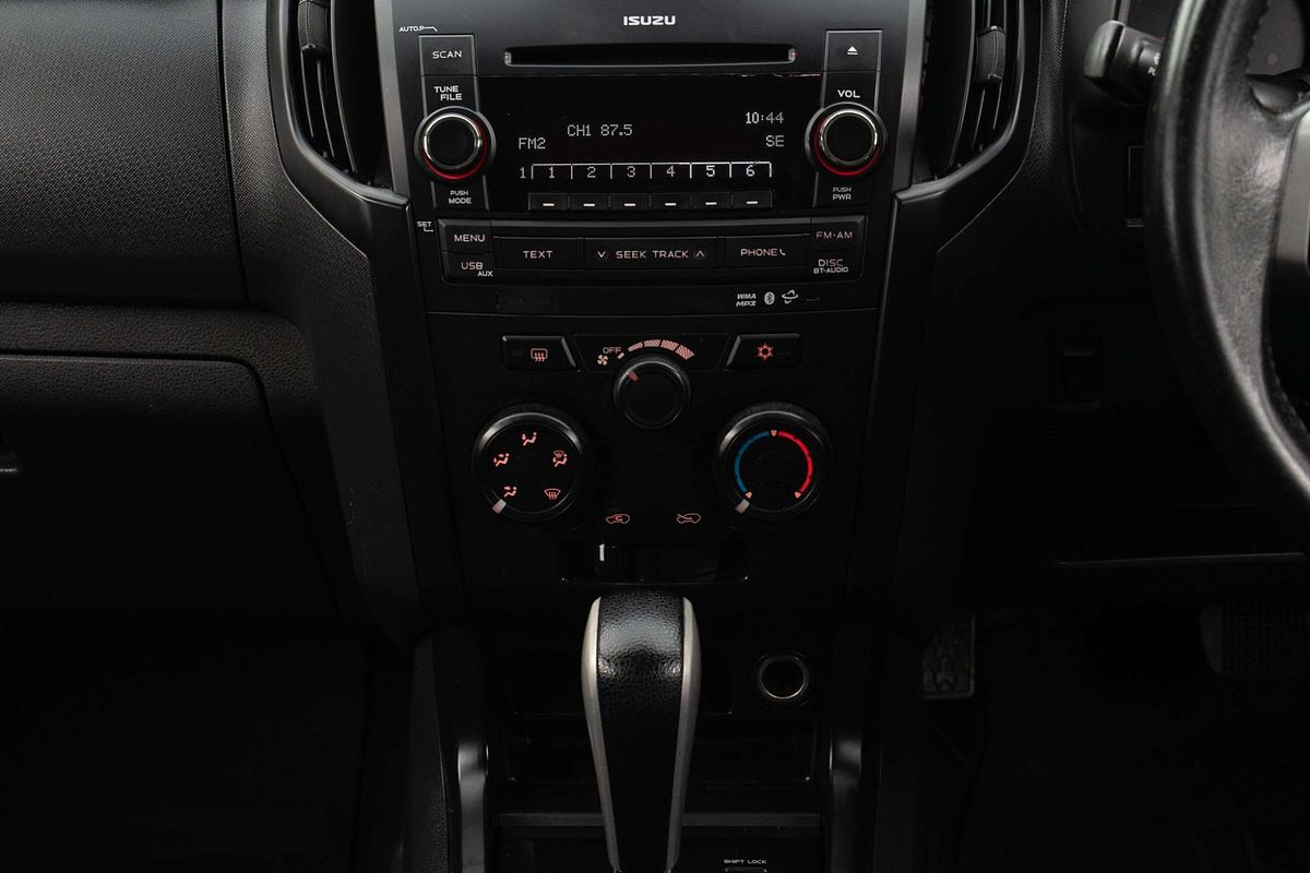 2016 Isuzu D-MAX SX High Ride Rear Wheel Drive